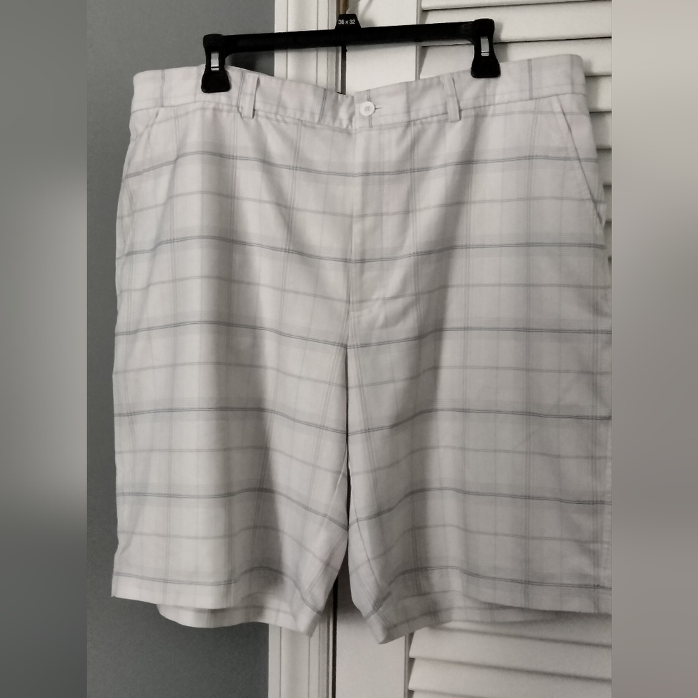 Men's Shorts 40 Cypress Club VGC